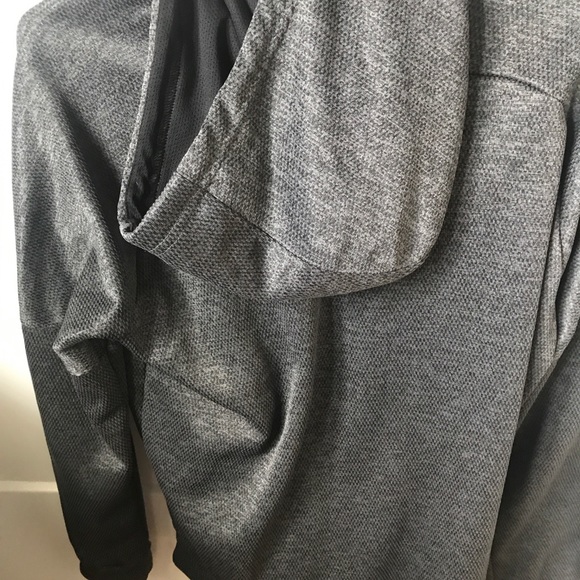Adidas - Picture 2 of 2